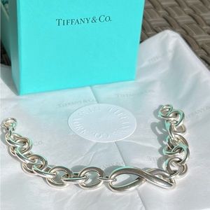 ❤️Tiffany & Co. Infinity Ex-Large links Bracelet